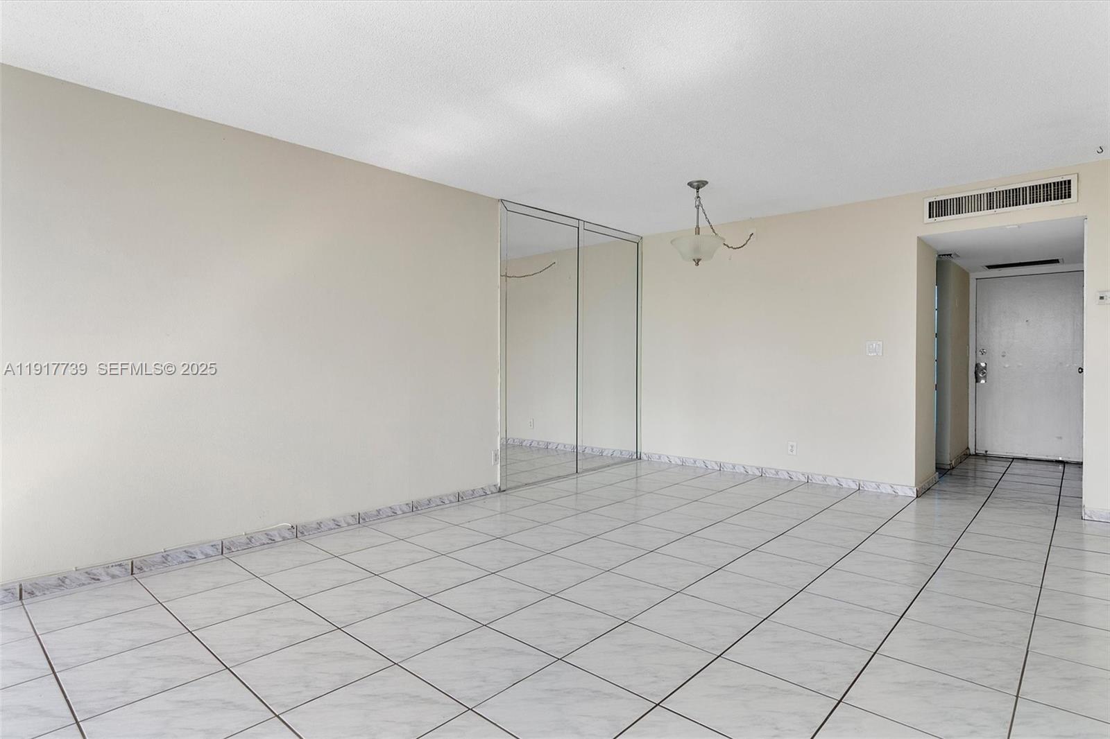 BRAVURA II CONDO - Residential