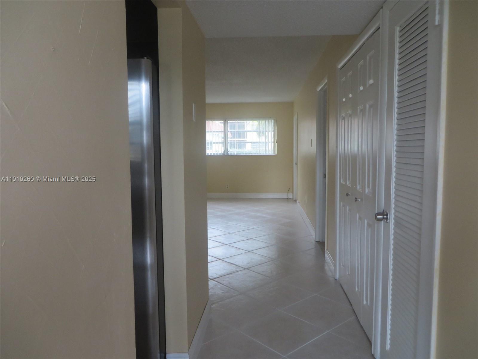 PARKSIDE TOWERS CONDO - Residential Lease