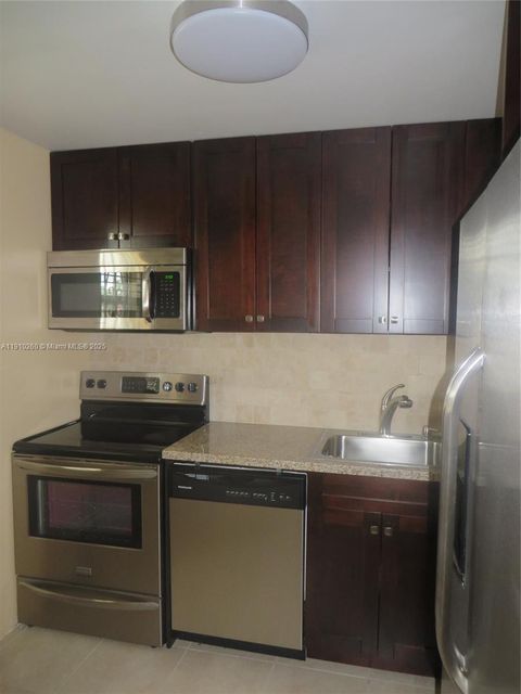 220 SW 9th Ave 105 Hallandale Beach FL 33009