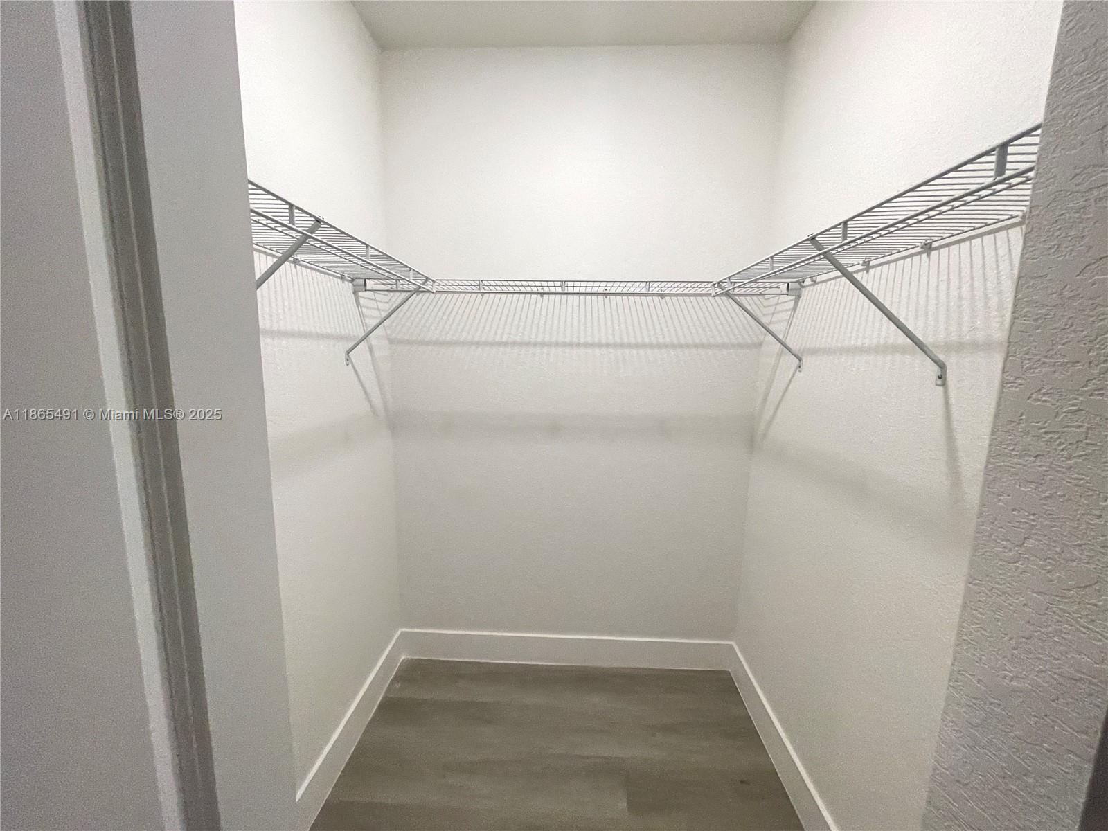 SIENA RESERVE - Residential Lease