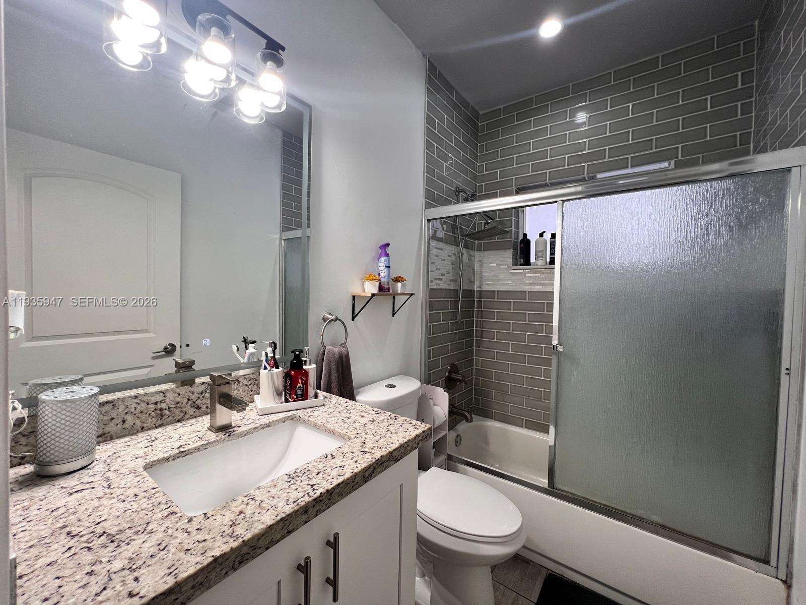 HIALEAH HEIGHTS - Residential