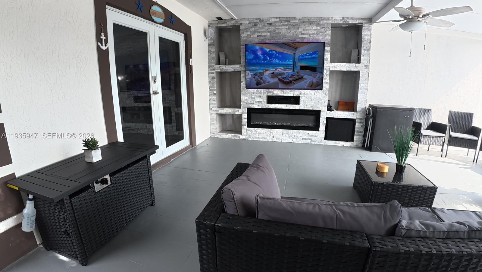 HIALEAH HEIGHTS - Residential