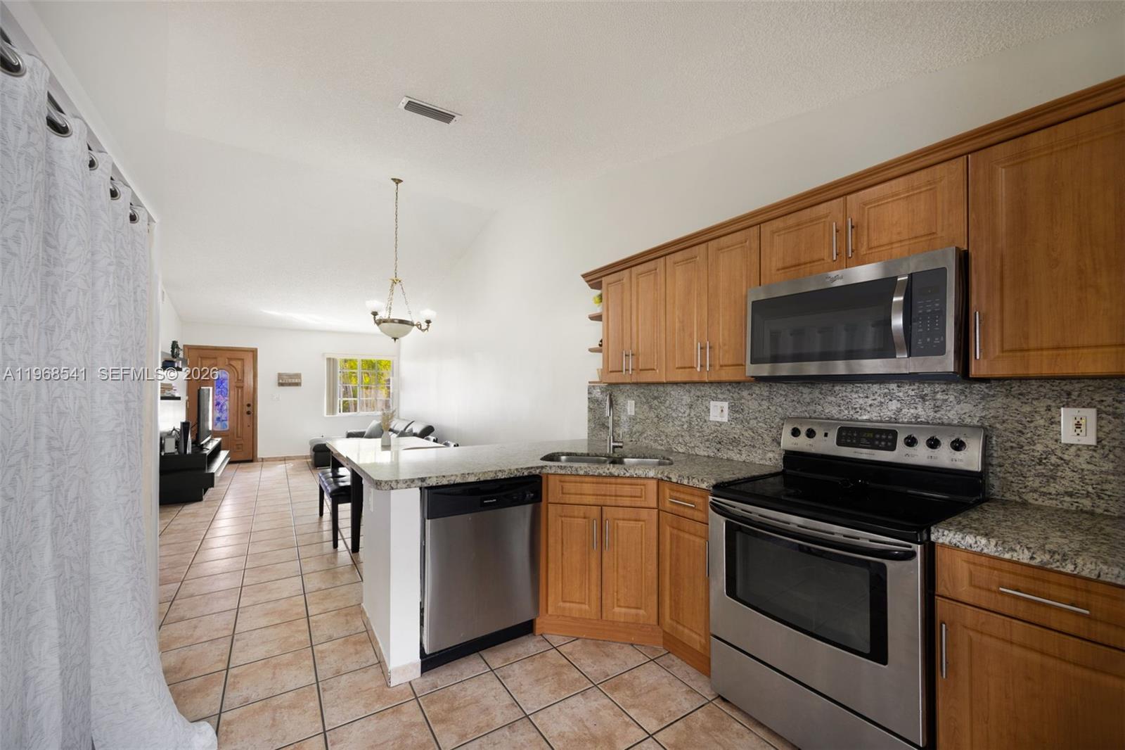 WEST PALM GARDENS VILLAS - Residential