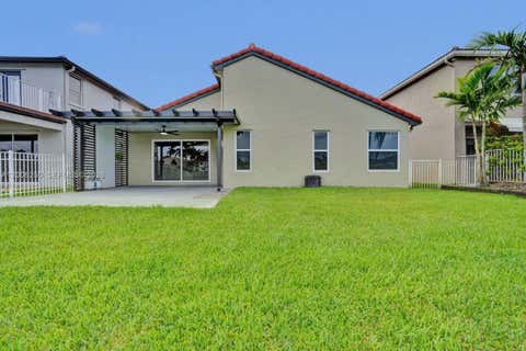 Tiny photo for 17961 SW 27th St, Miramar, FL 33029 (MLS # A12006250)