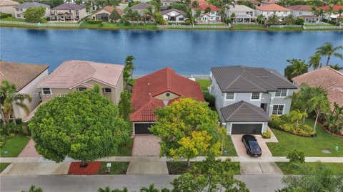 Tiny photo for 17961 SW 27th St, Miramar, FL 33029 (MLS # A12006250)