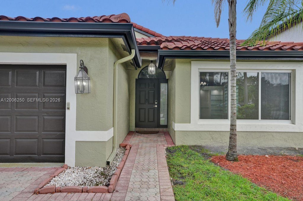 Photo of 17961 SW 27th St, Miramar, FL 33029 (MLS # A12006250)