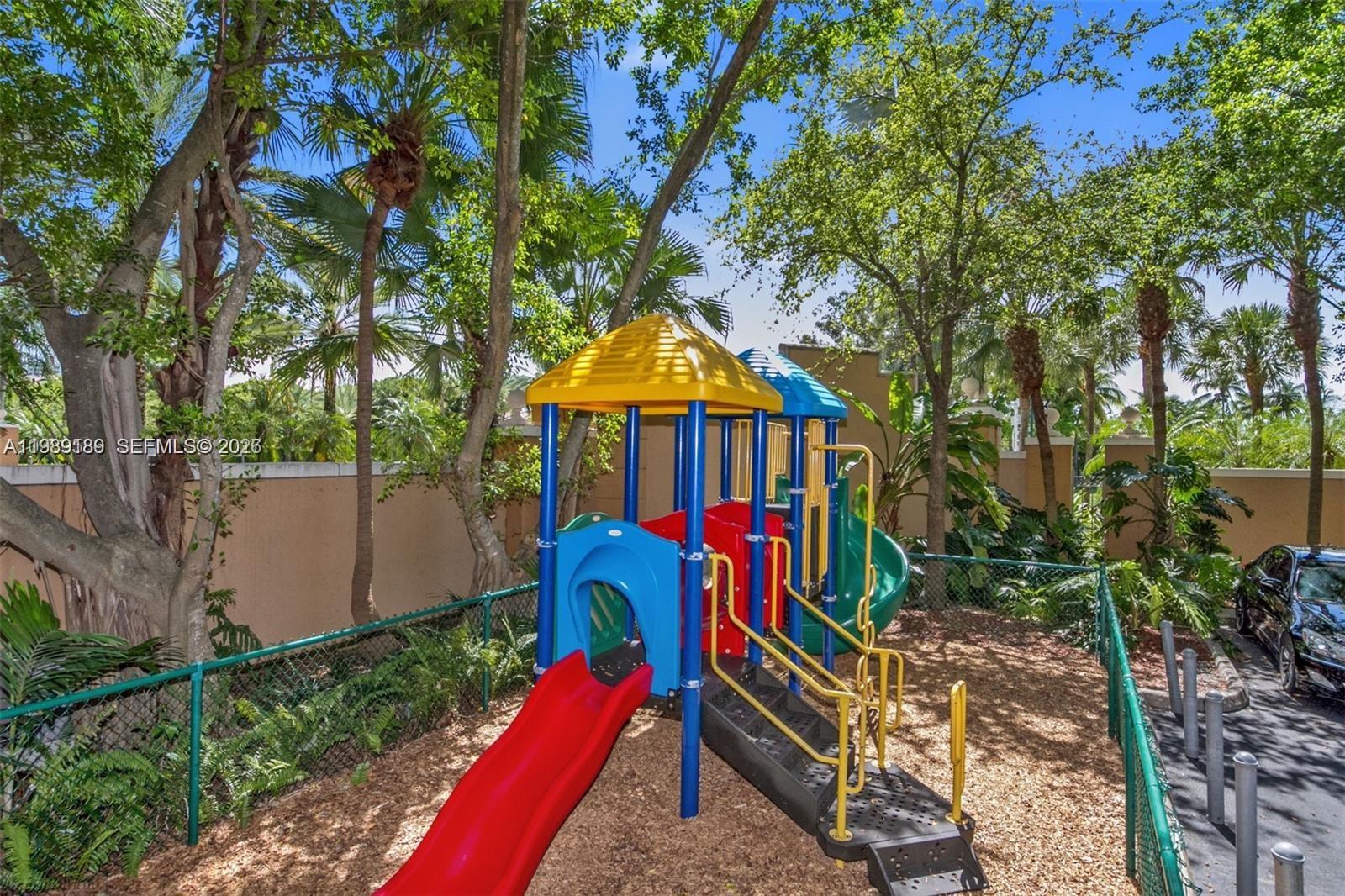 THE YACHT CLUB AT AVENTUR - Residential