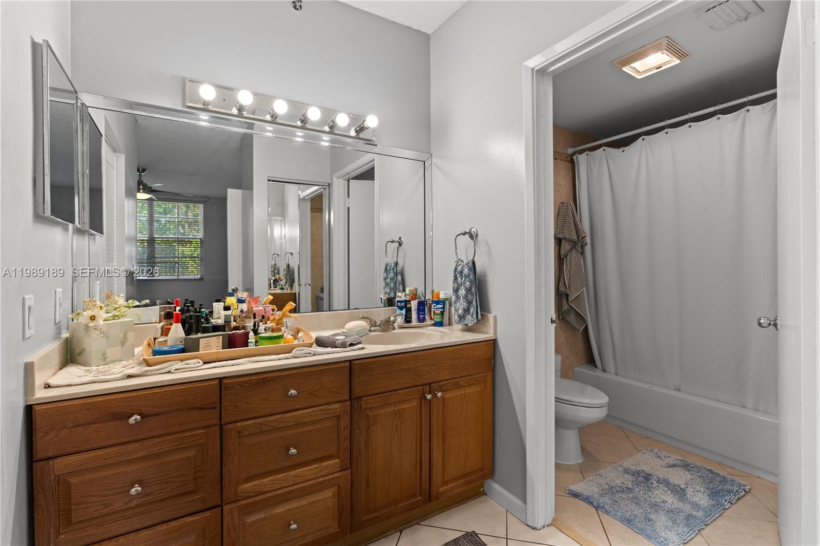 THE YACHT CLUB AT AVENTUR - Residential