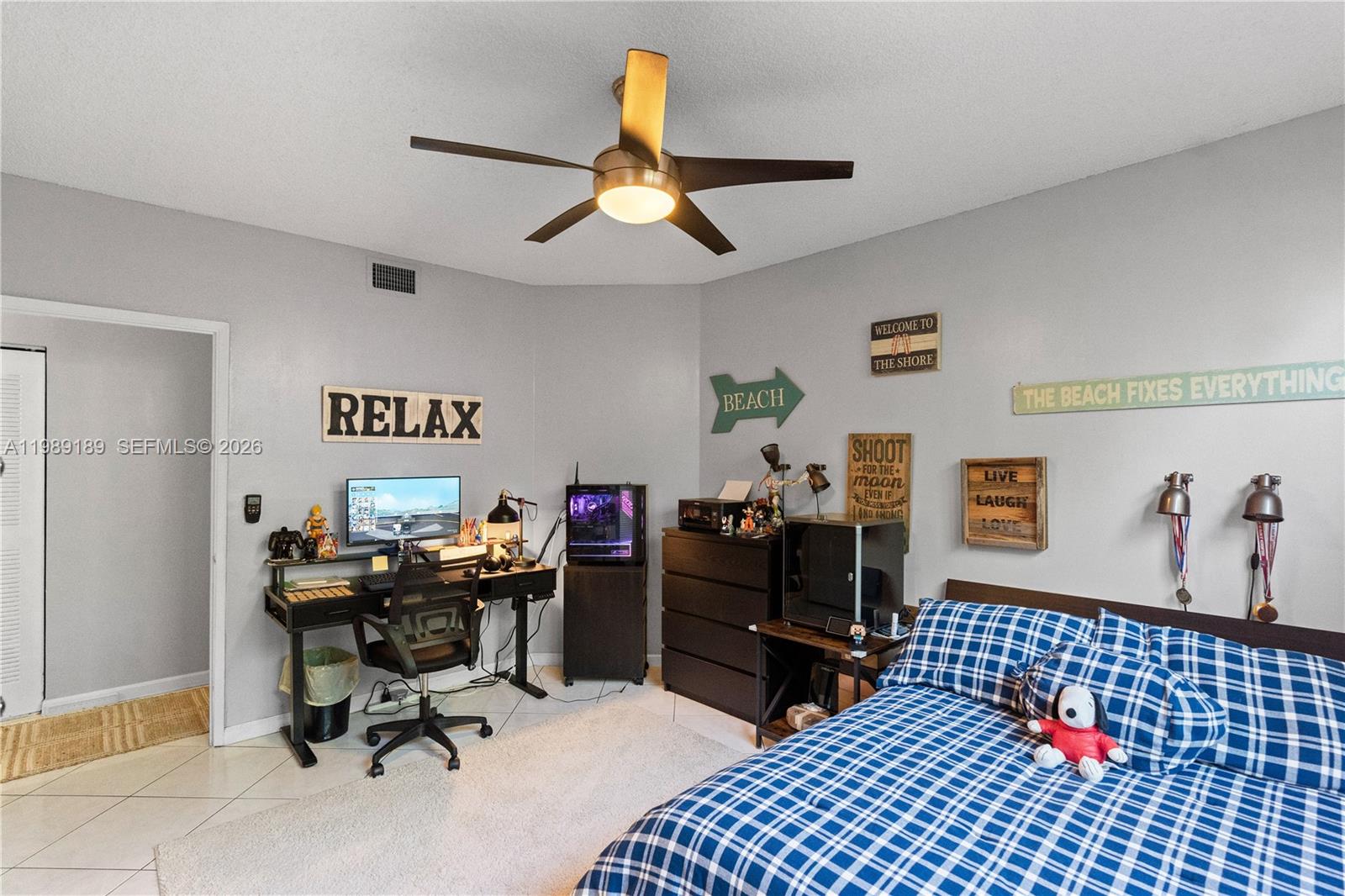 THE YACHT CLUB AT AVENTUR - Residential