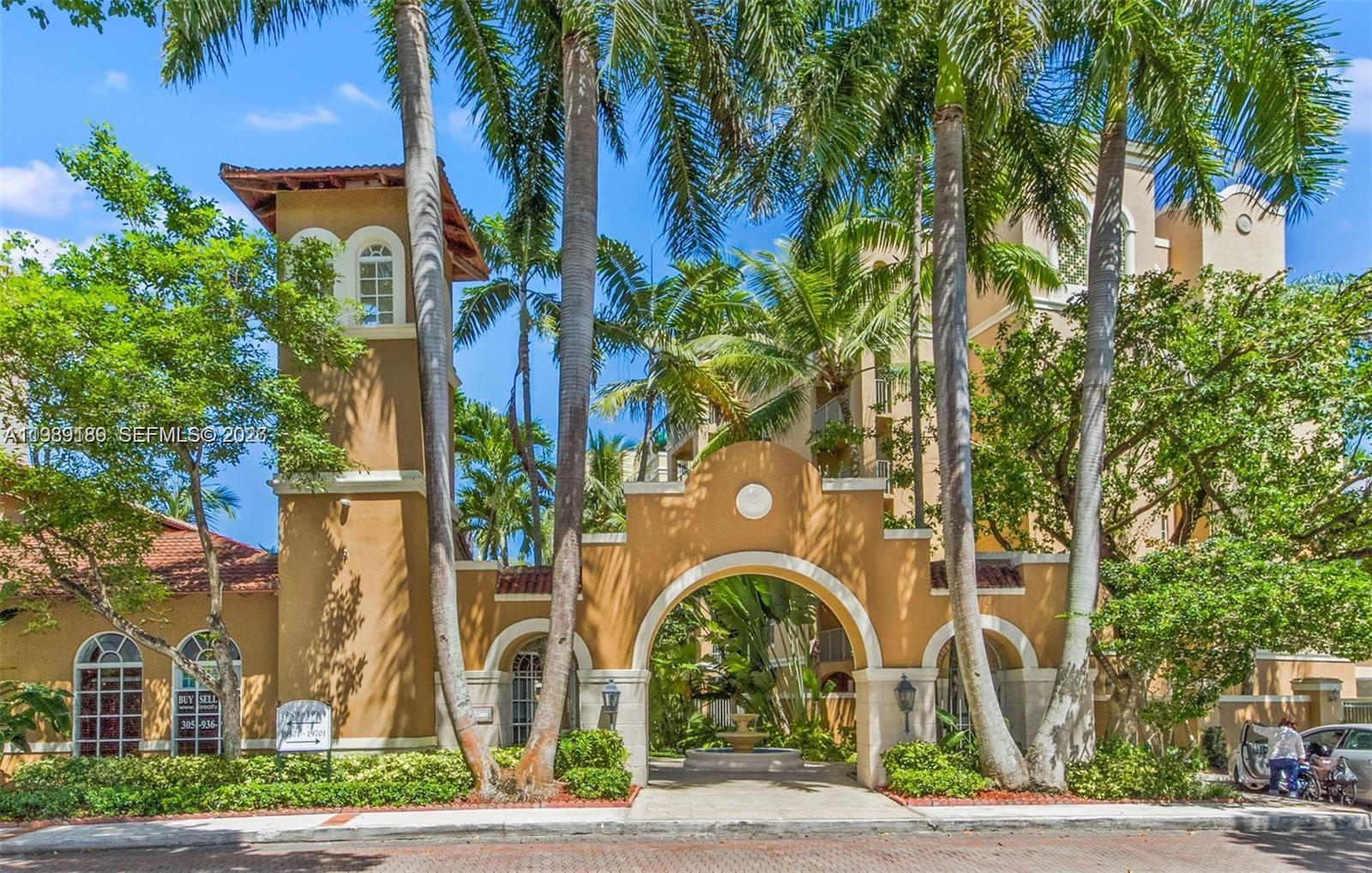 THE YACHT CLUB AT AVENTUR - Residential