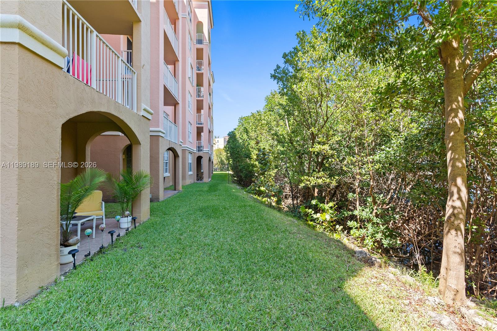 THE YACHT CLUB AT AVENTUR - Residential