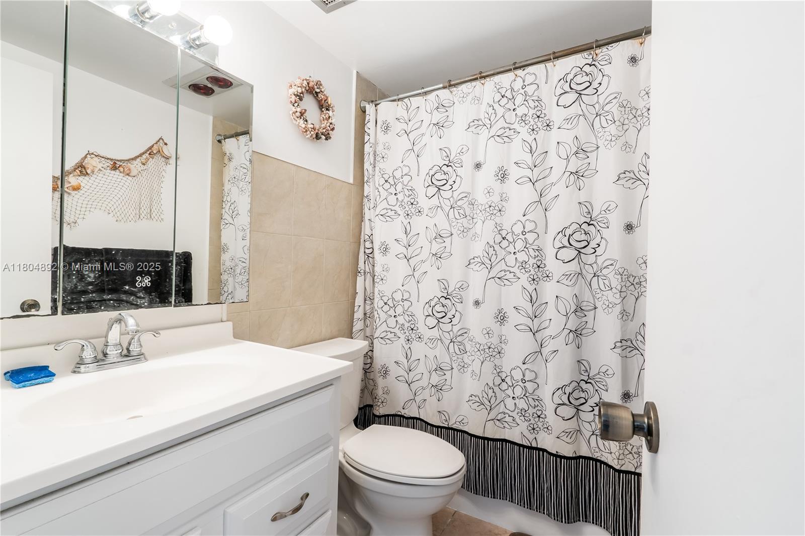 HEMISPHERES CONDO - Residential