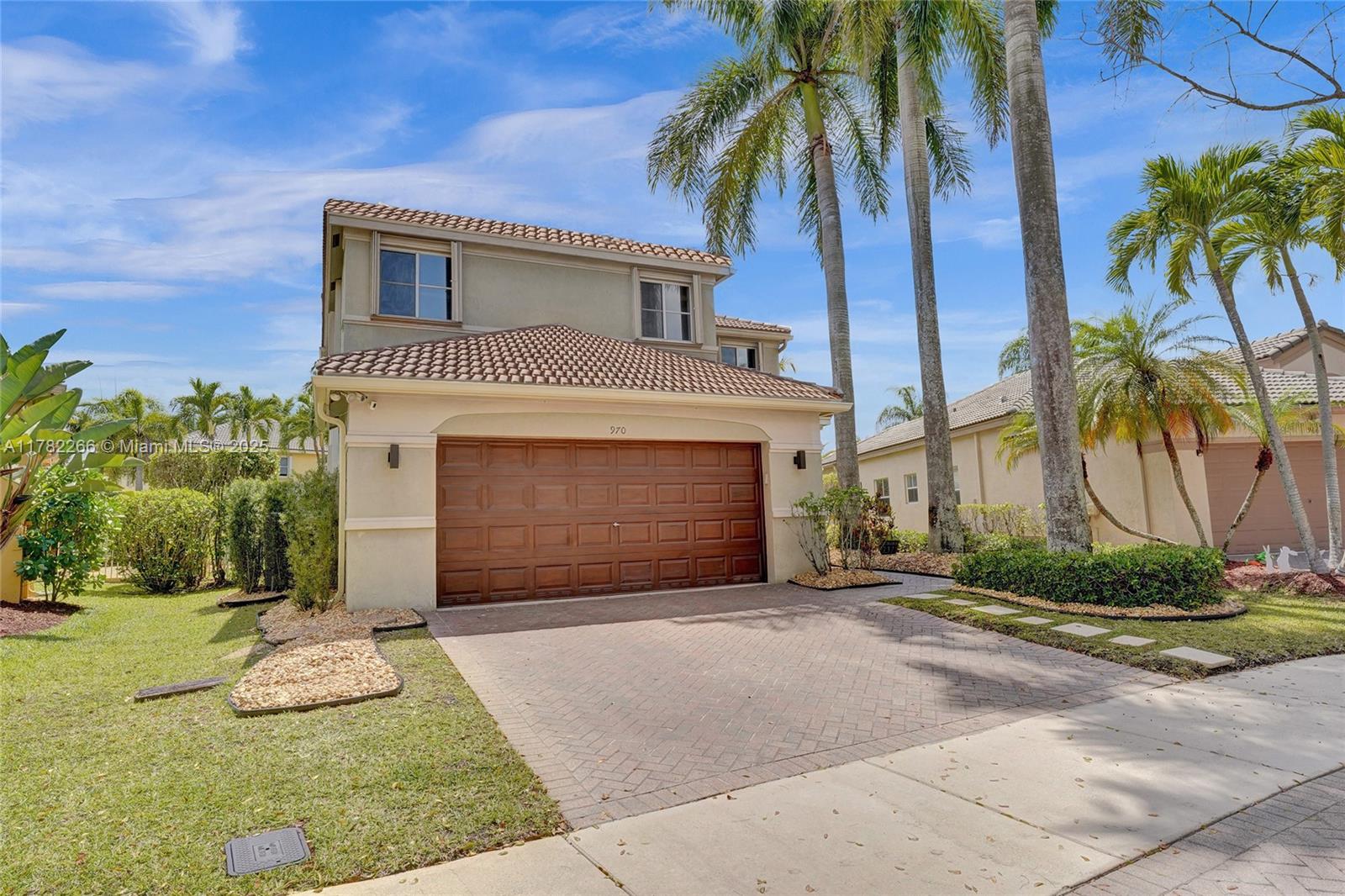 Property for Sale at 970 Bluewood Ter, Weston, Broward County, Florida - Bedrooms: 4 
Bathrooms: 3  - $750,000