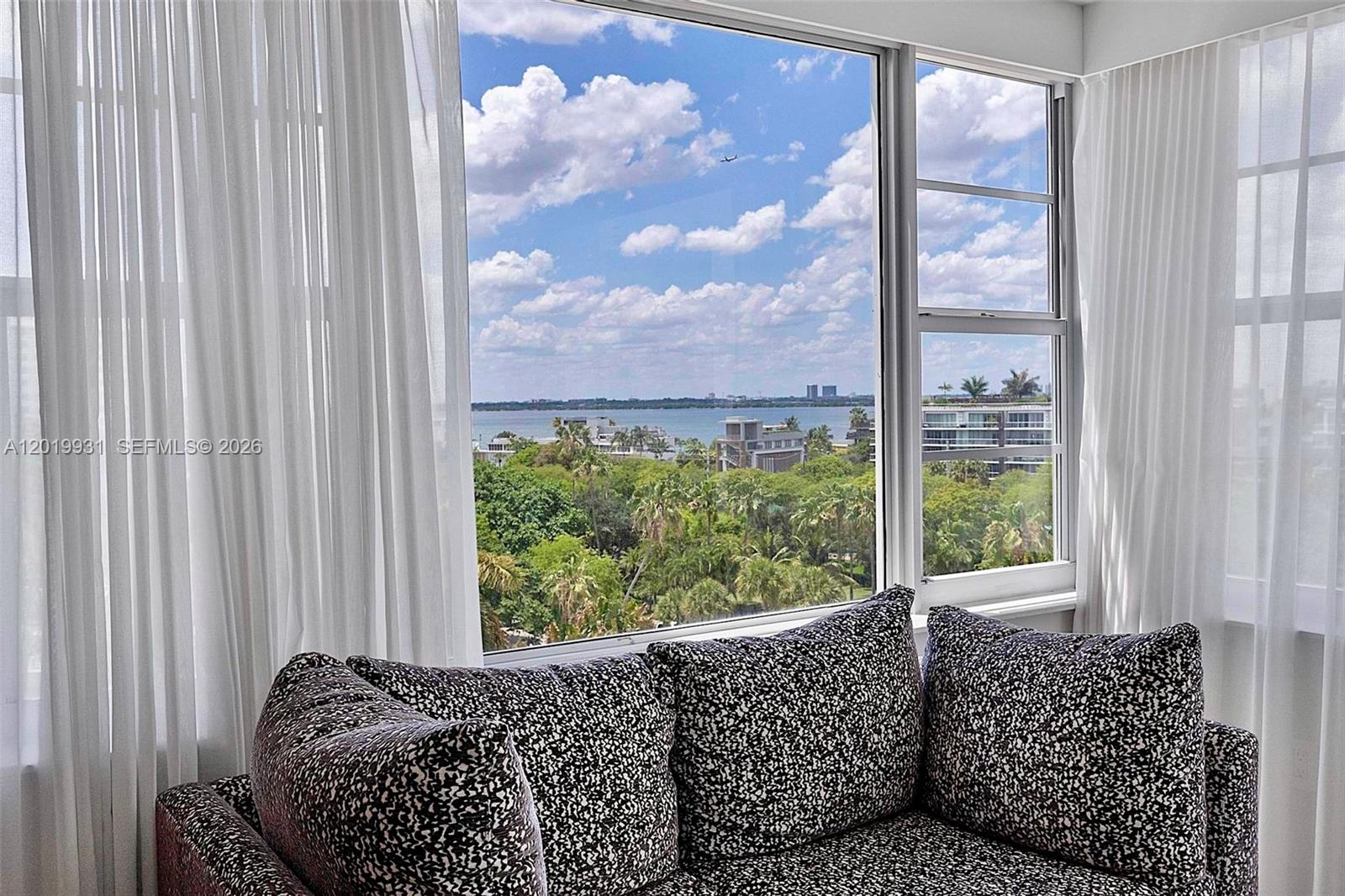 Properties 4 16 Island Ave 7C