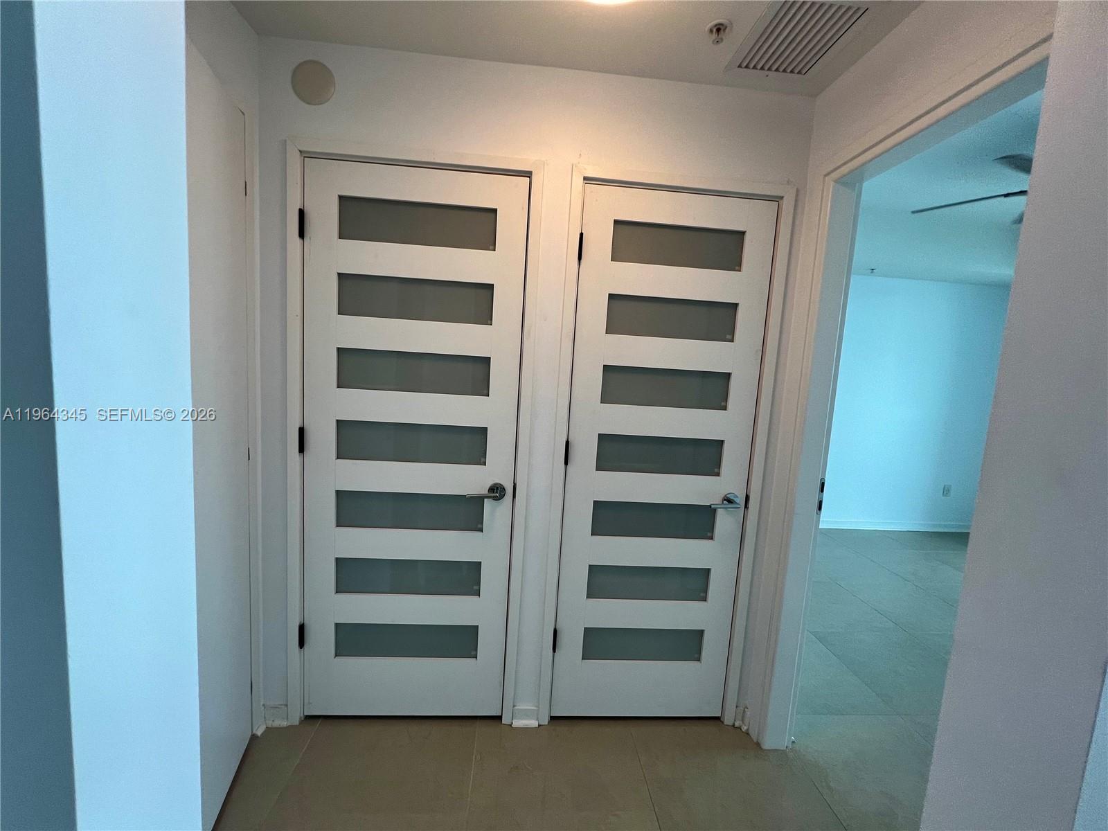Met 1 - Residential Lease