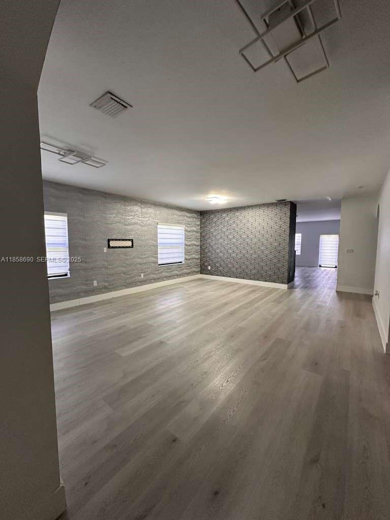 VENETIAN PARC WEST - Residential