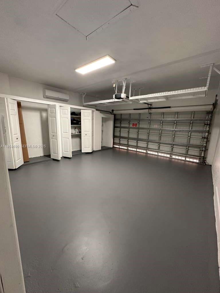 VENETIAN PARC WEST - Residential