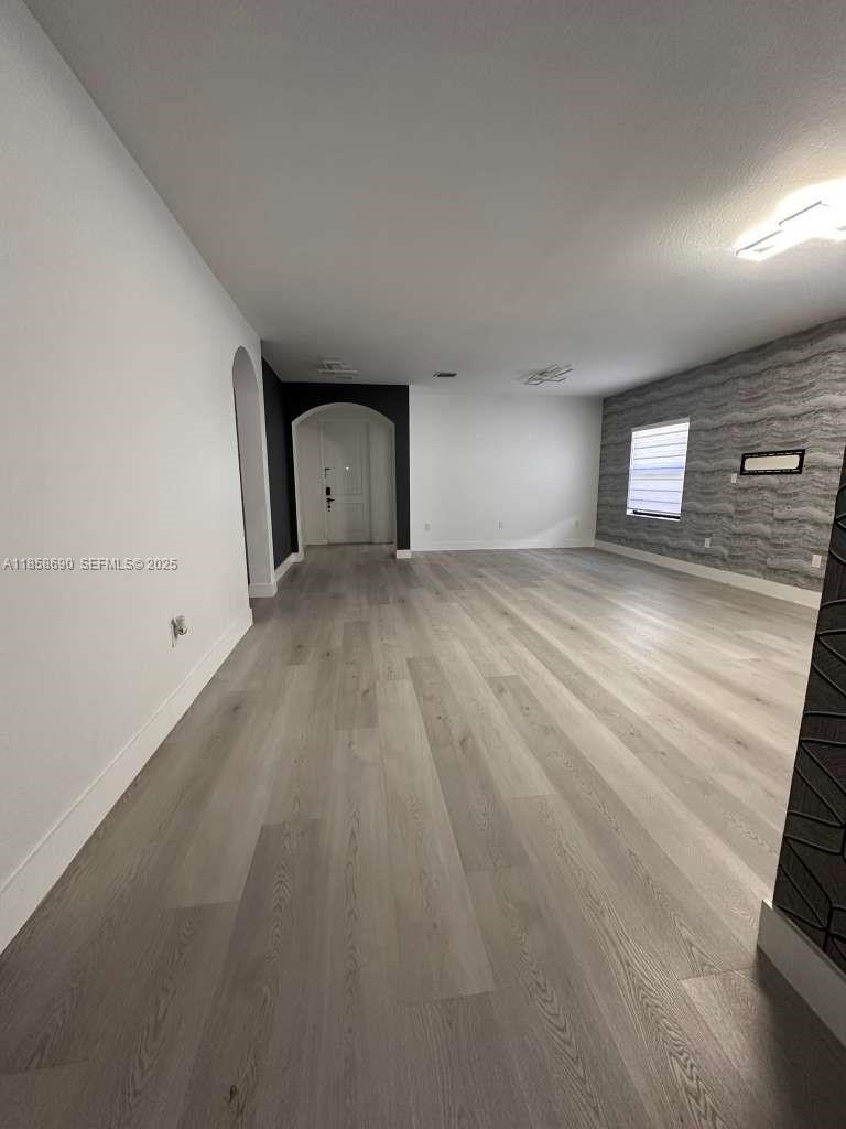 VENETIAN PARC WEST - Residential