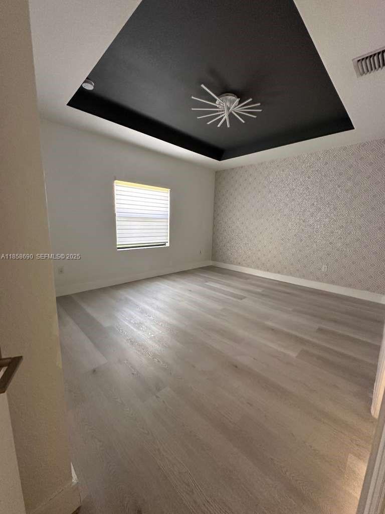 VENETIAN PARC WEST - Residential