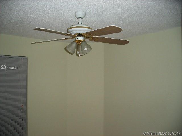 SAWGRASS ESTATES 129-35 B - Residential Lease