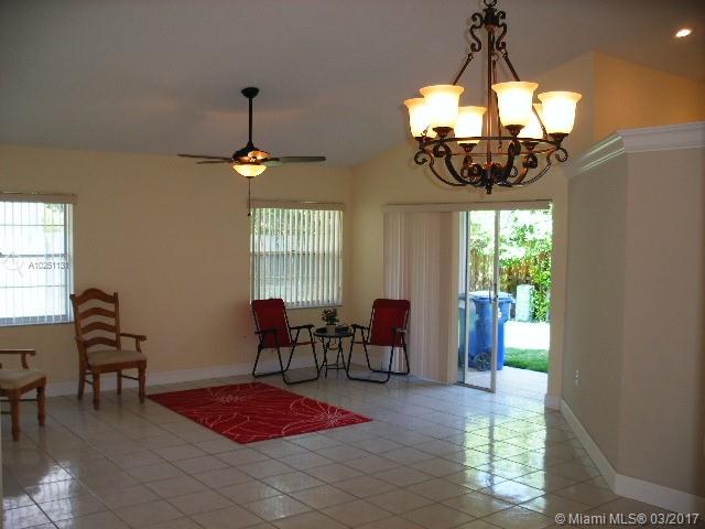 SAWGRASS ESTATES 129-35 B - Residential Lease