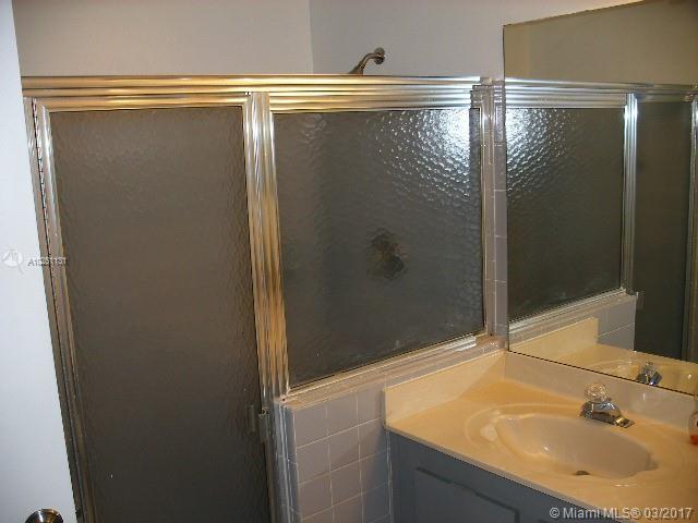 SAWGRASS ESTATES 129-35 B - Residential Lease