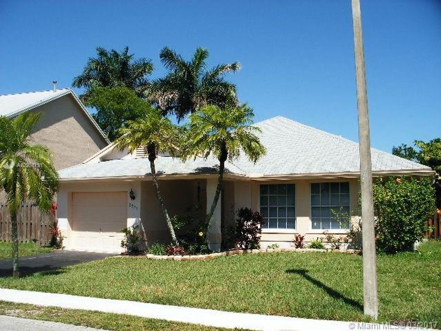 BEAUTIFUL RENOVATED HOME IN THE QUITE AND EXCELLENT NEIGHBORHOOD OF SAWGRASS ESTATES, 1/4 MILE OF SAWGRASS MILLS MALL. 3/2 PLUS 1 CAR GARAGE IN AN AMPLE PRIVATE FENCED LOT. GRANITE COUNTER-TOPS AND STAINLESS STEEL APPLIANCES IN KITCHEN -ENERGY SAVING- GAS IN STOVE AND WATER HEATHER, THAT MEANS SAVING MONEY IN ELECTRICITY, NEW EFFICIENT A/C. COMMUNITY POOL AND GUESS PARKING, CLOSE TO SHOPPING, BANKS, SCHOOLS AND MORE, EASY ACCESS TO HIGHWAYS. -NO HOA APPROVAL. READY TO MOVE. EASY SHOW. IT WON'T LAST.