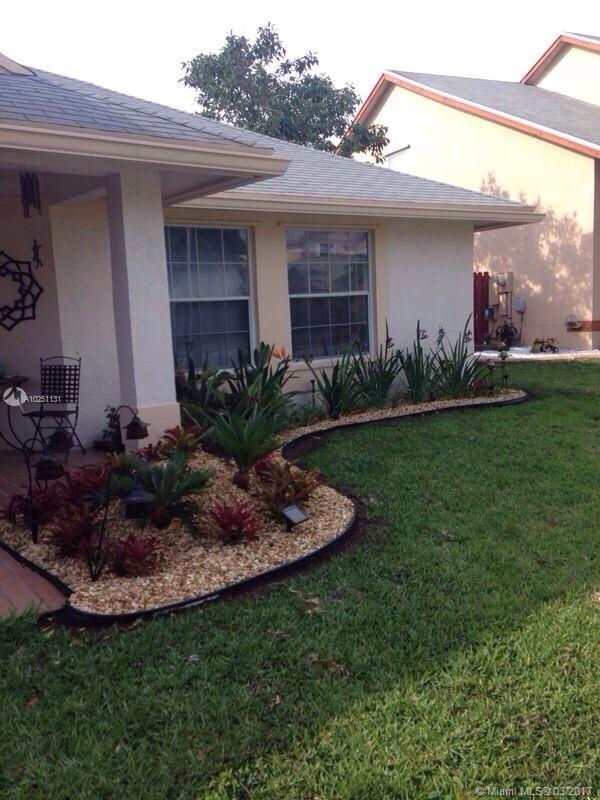 SAWGRASS ESTATES 129-35 B - Residential Lease