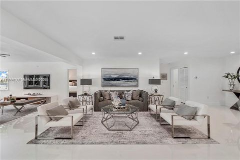 Tiny photo for 224 E Acre Dr, Plantation, FL 33317 (MLS # A11977189)