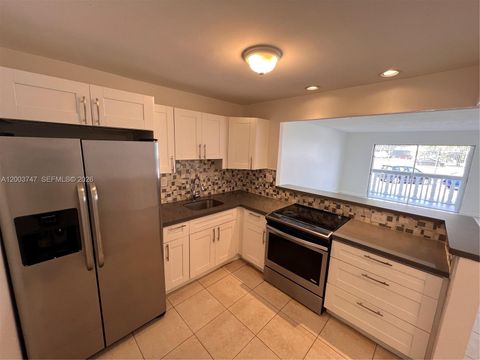 Photo of 15221 NE 6th Ave #A104, Miami, FL 33162 (MLS # A12003747)