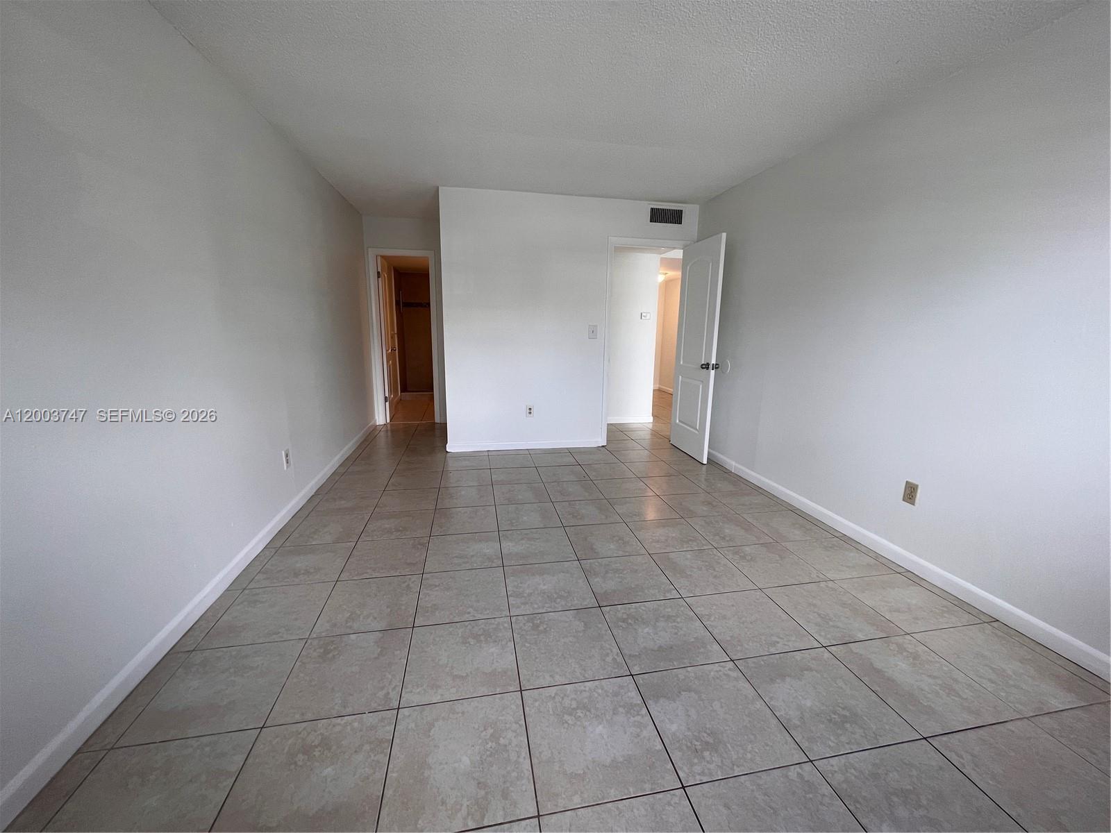 OLA CONDO - Residential Lease