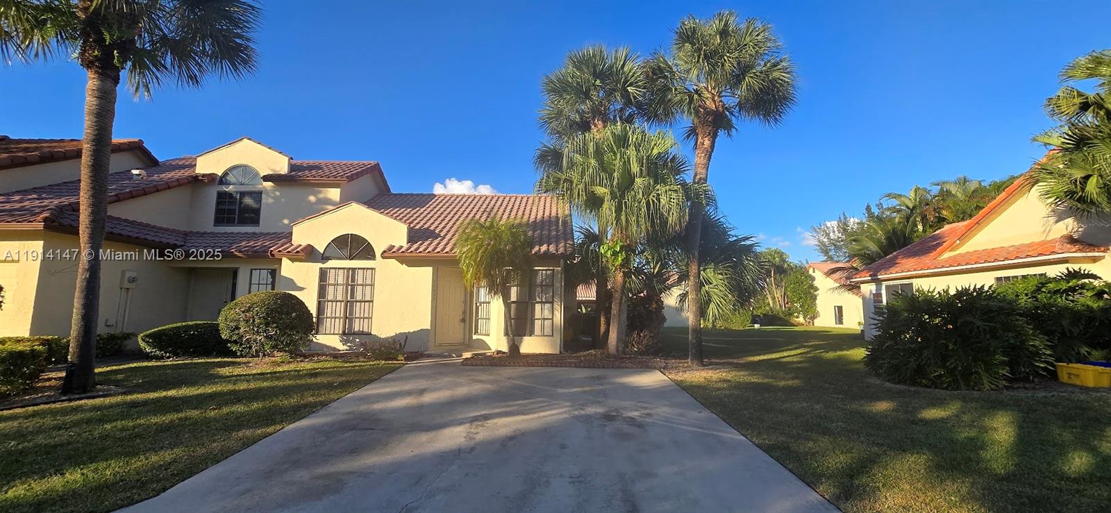 WOODSTREAM - Residential Lease