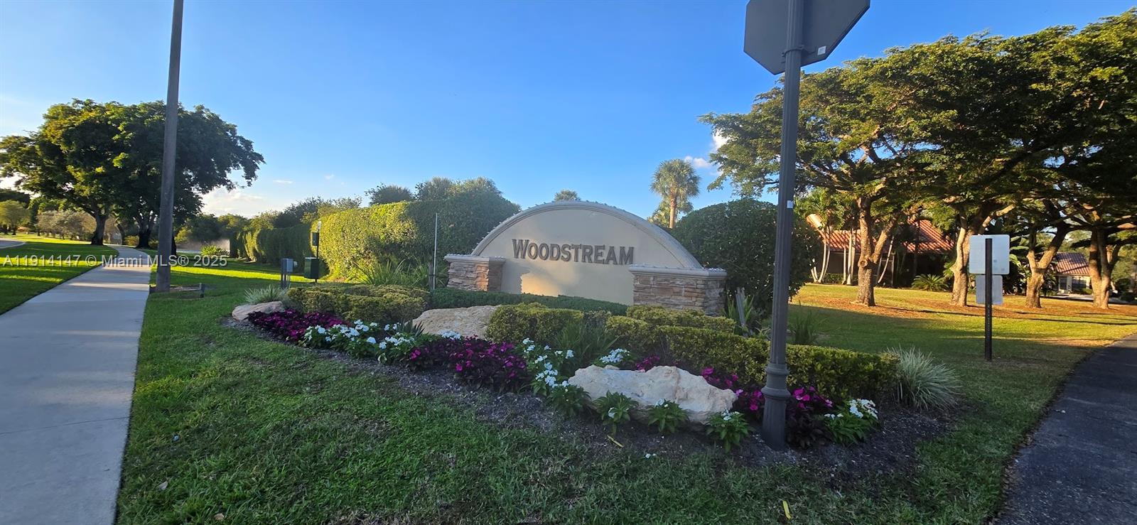 WOODSTREAM - Residential Lease