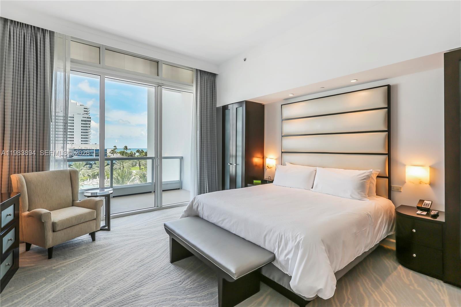 FONTAINEBLEAU III - Residential