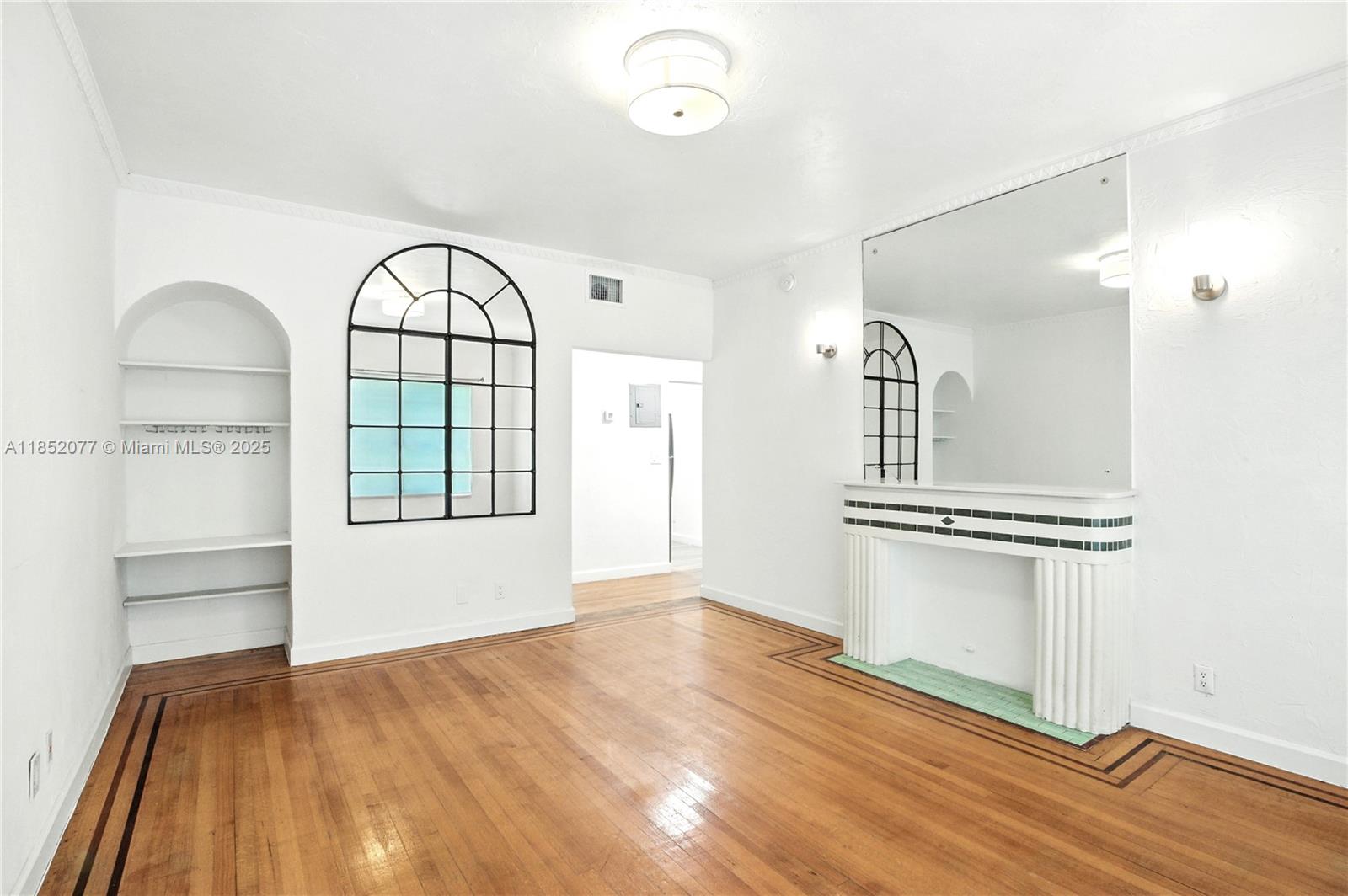 1573 Pennsylvania Ave 5N