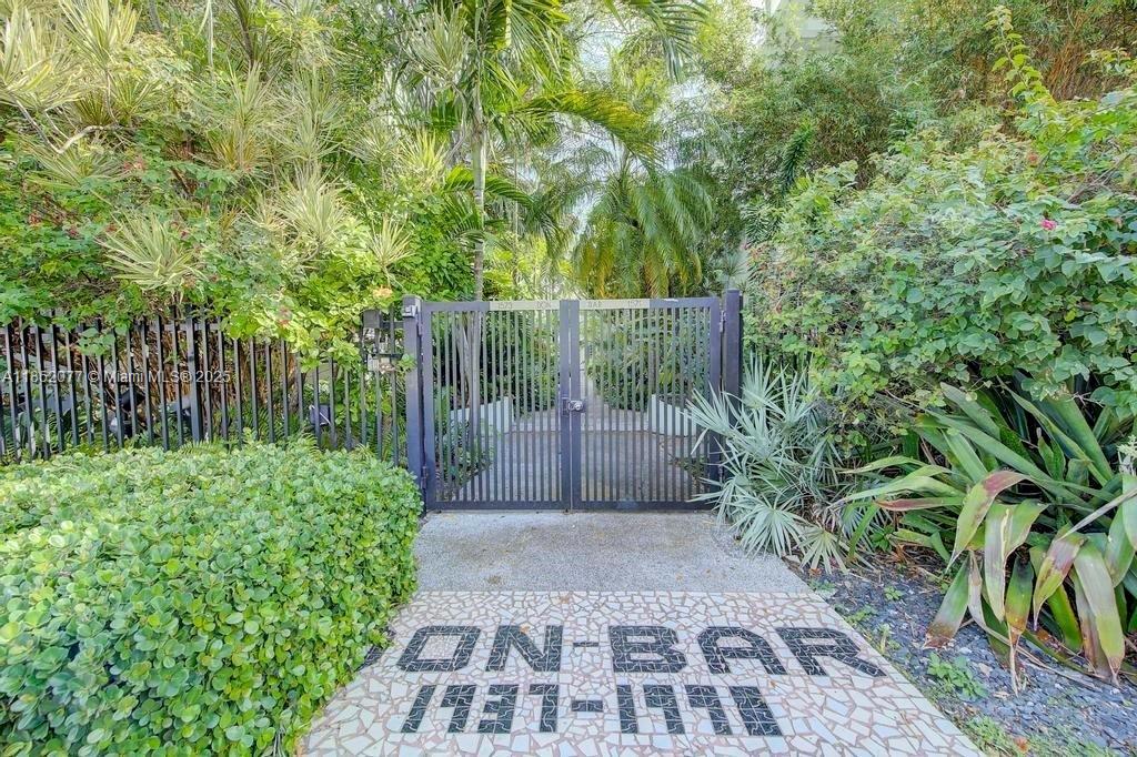Bright corner 2 bed, 2 bath in Don Bar, a quiet and peaceful building just one block from Lincoln Rd and a short walk to Española Way. Features include a brand-new primary bathroom with shower, partially updated second bath with tub, new appliances, and freshly painted. Original hardwood floors, Venetian blinds, and private back entrance add charm. Washer and dryer are just steps from the unit. Easy residential street parking. Only 5 minutes to the beach and 3 blocks to Flamingo Park. Prime South Beach location.
