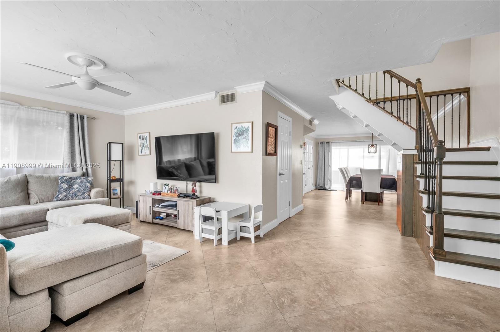 NOVA TOWNHOUSES CONDOMINI - Residential Lease