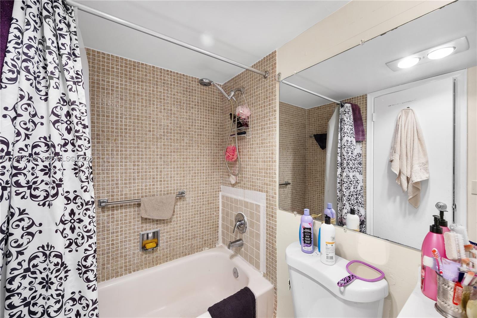 DURHAM O CONDO - Residential