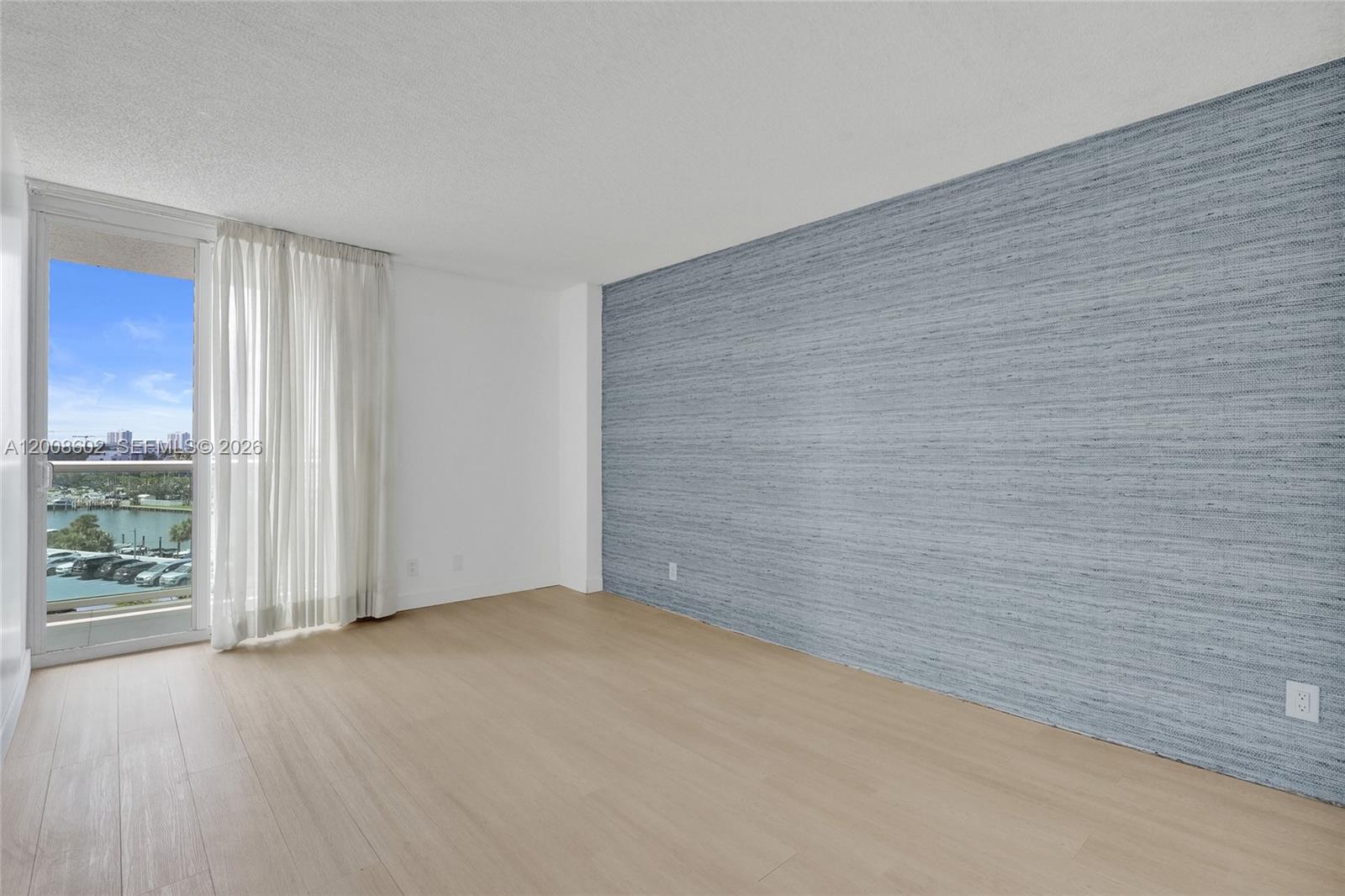 ARLEN HOUSE EAST CONDO - Residential