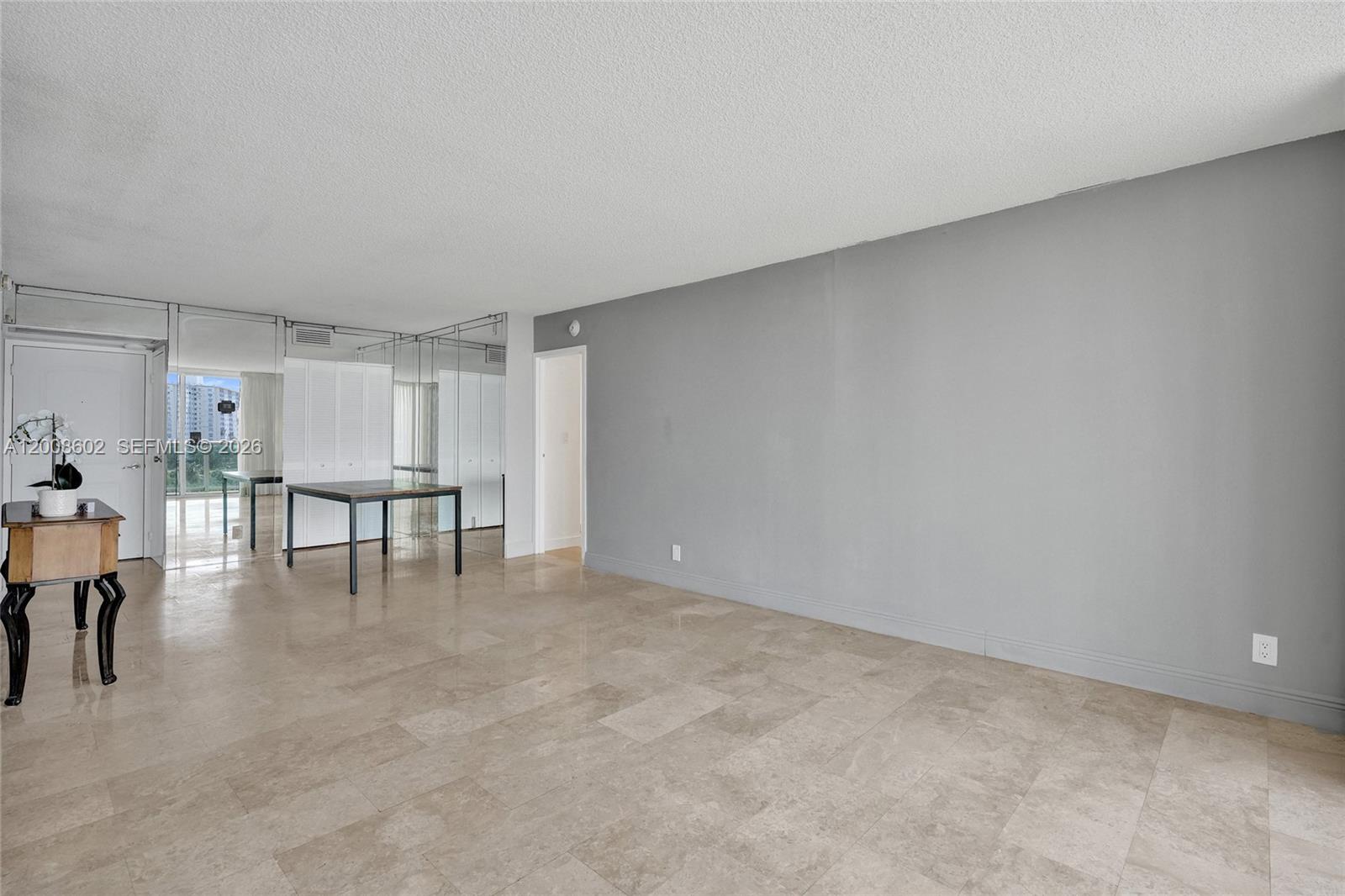 ARLEN HOUSE EAST CONDO - Residential