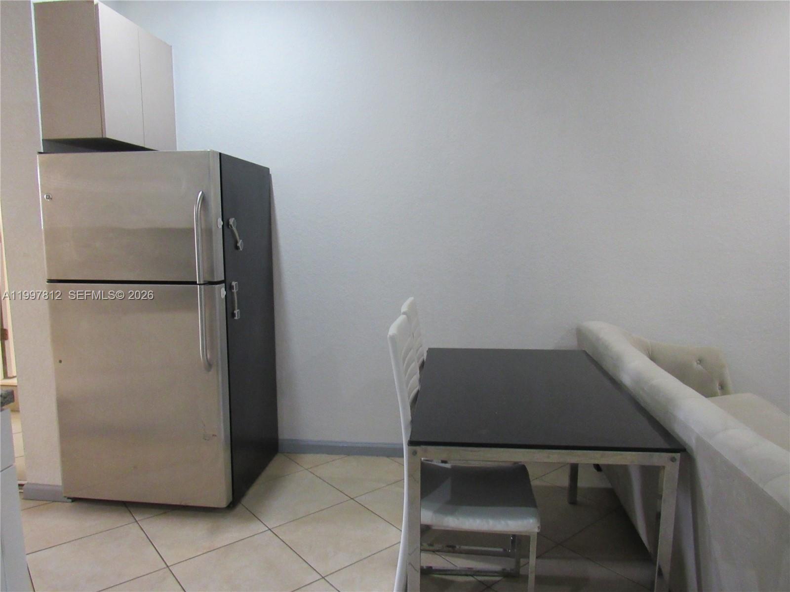 FLA FRUIT LANDS CO SUB NO - Residential Lease