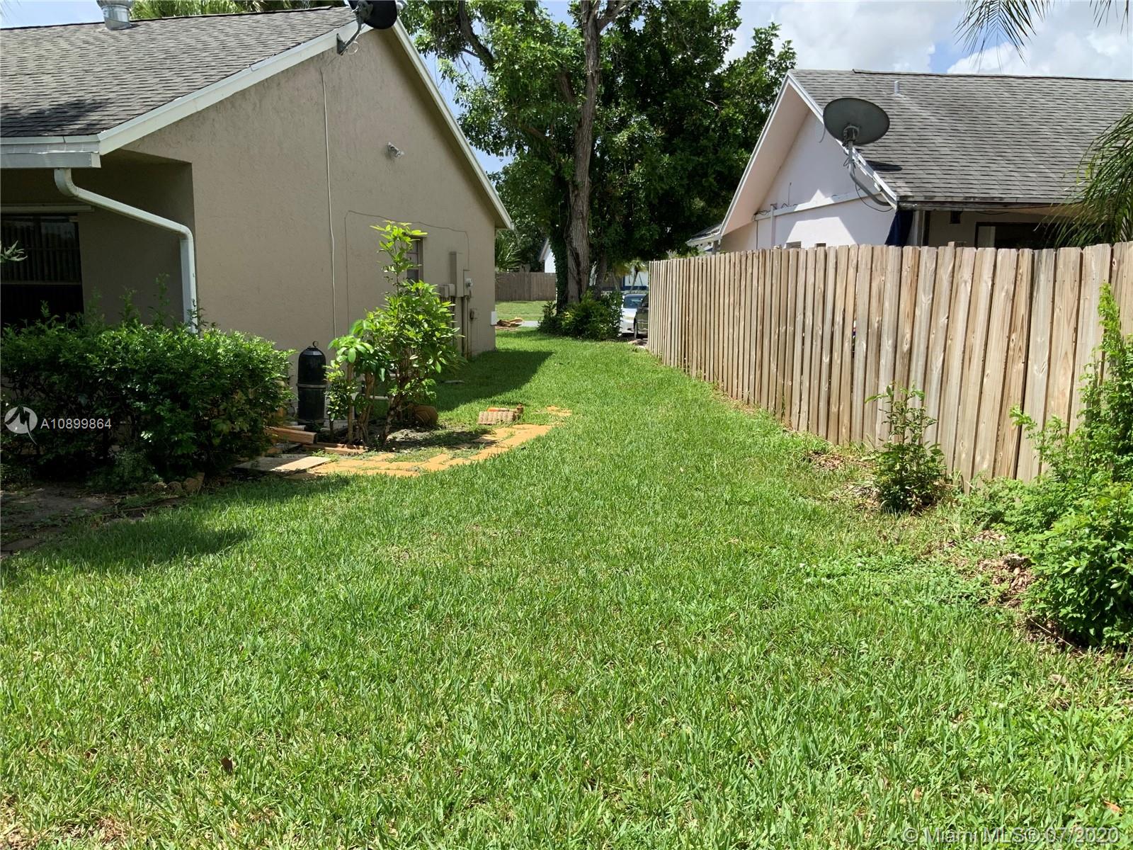 MEADOWS 300 1 - Residential