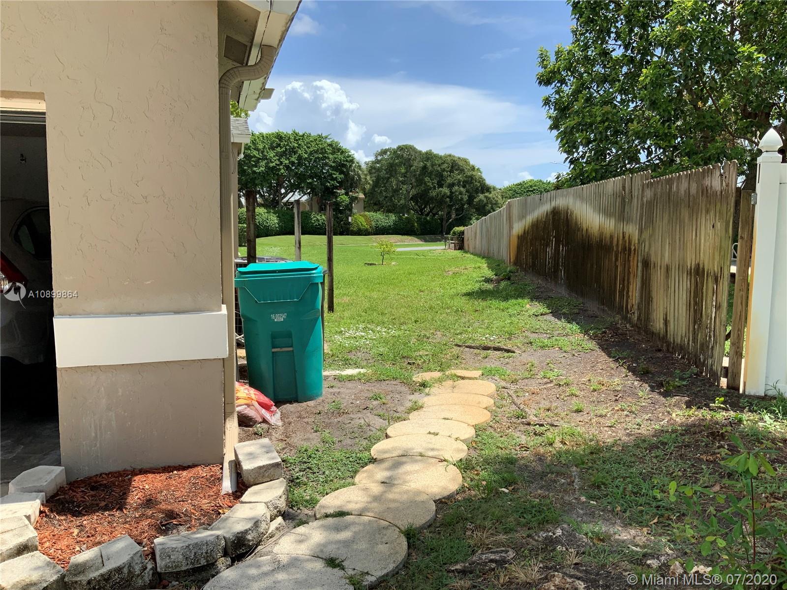 MEADOWS 300 1 - Residential