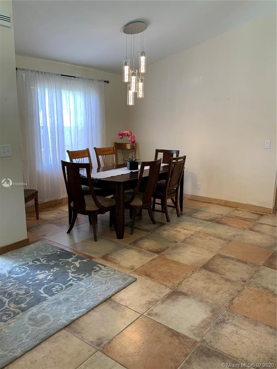 MEADOWS 300 1 - Residential