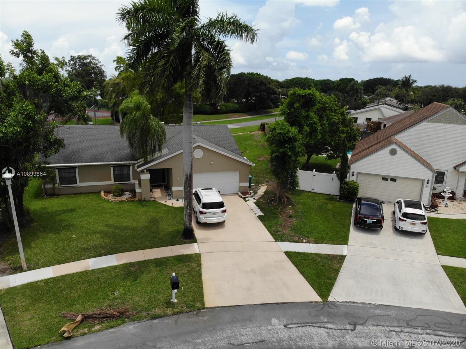 MEADOWS 300 1 - Residential