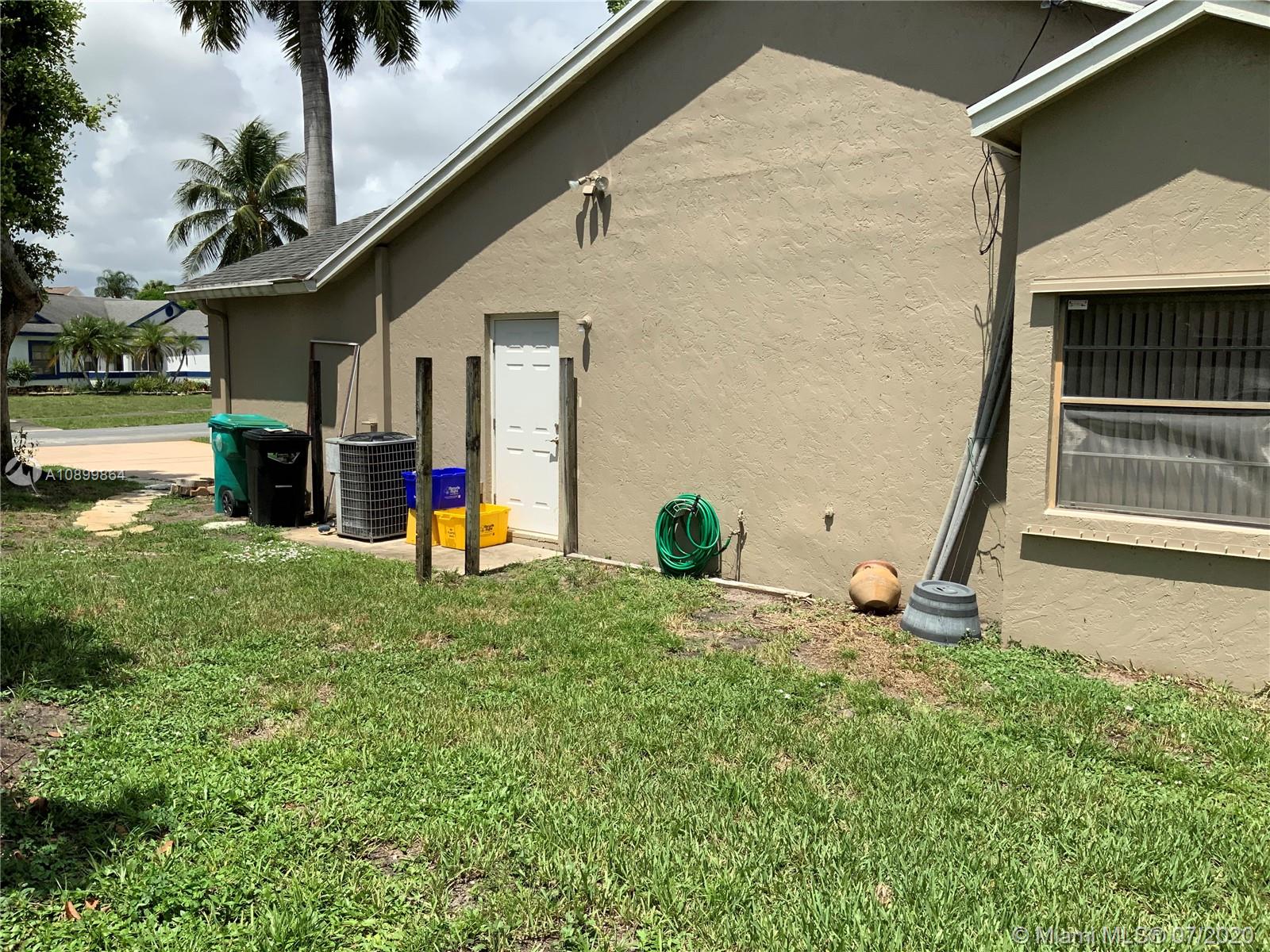 MEADOWS 300 1 - Residential