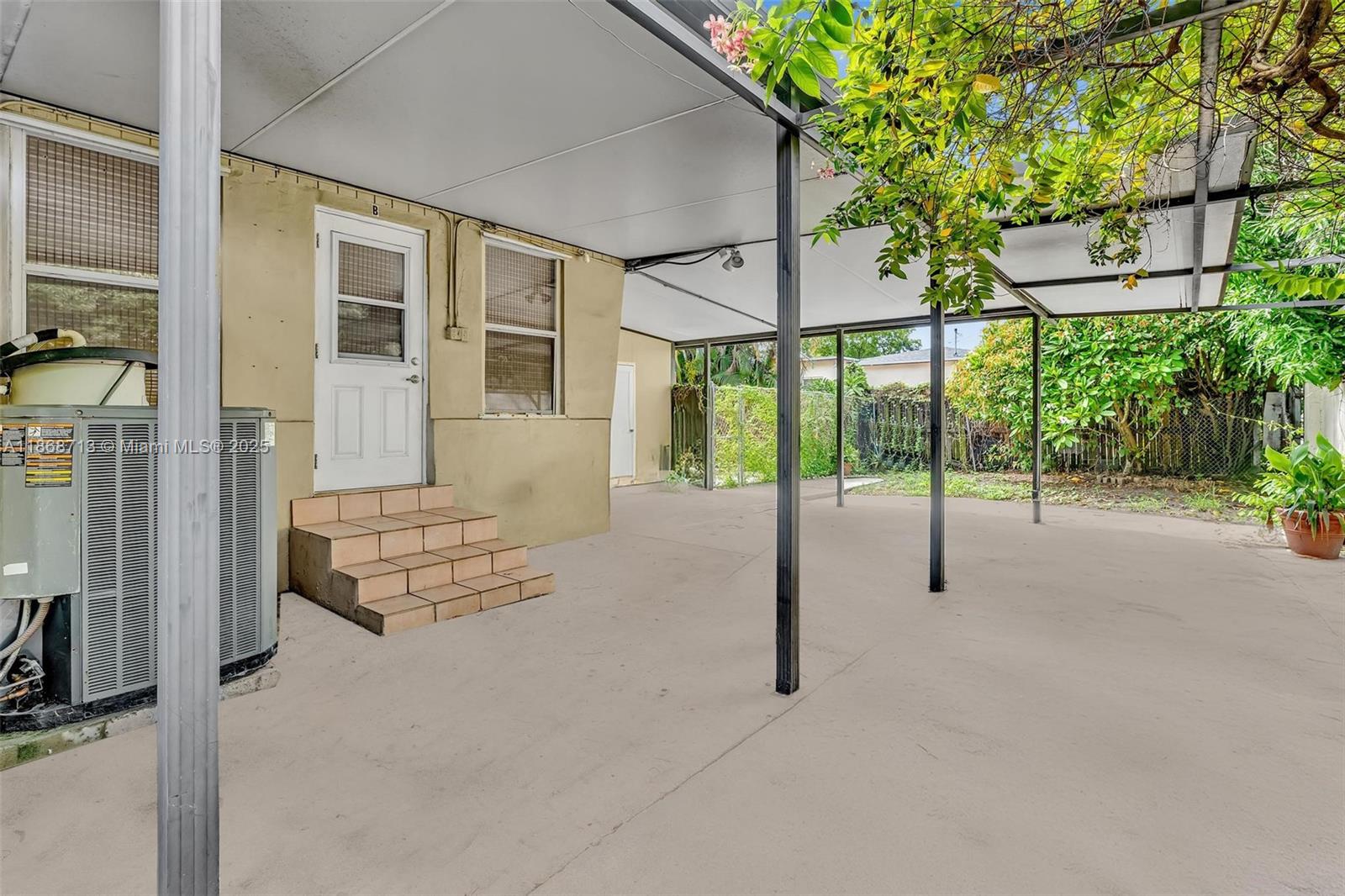 PALM SPRINGS AMD - Residential