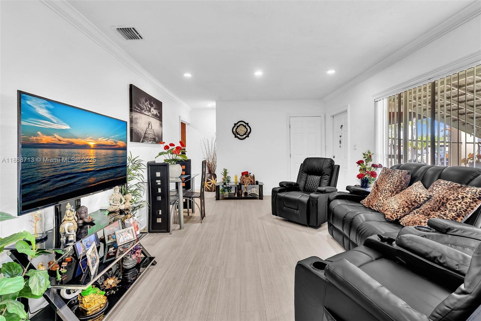 PALM SPRINGS AMD - Residential