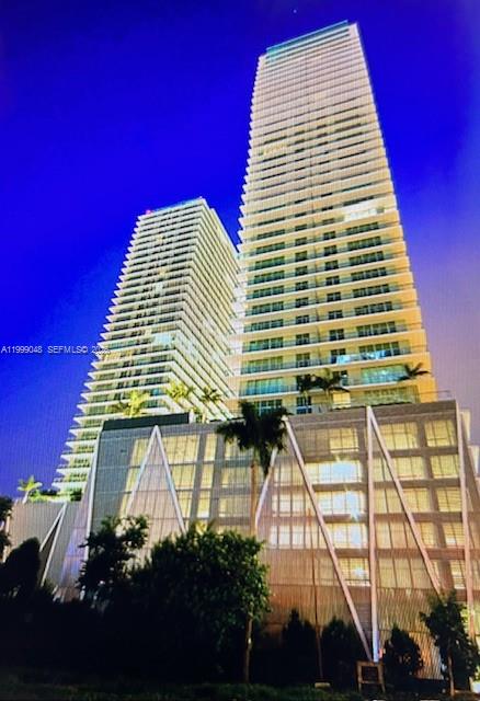 THE AXIS ON BRICKELL COND - Residential Lease