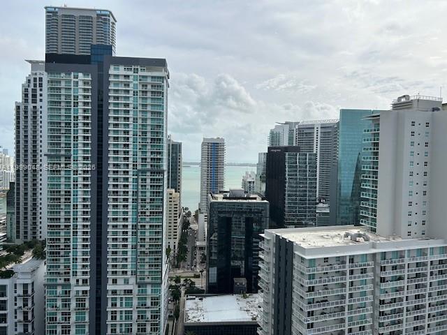 THE AXIS ON BRICKELL COND - Residential Lease